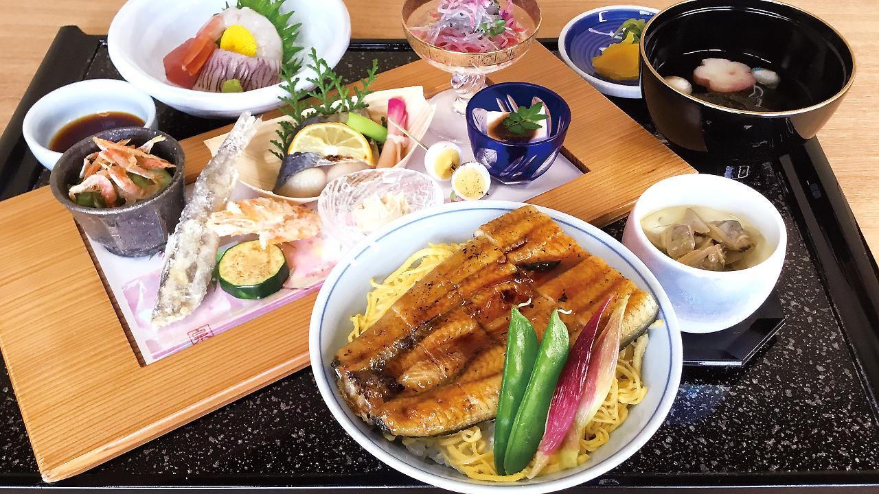Hotel Tatsuki Gamagori Eksteriør bilde