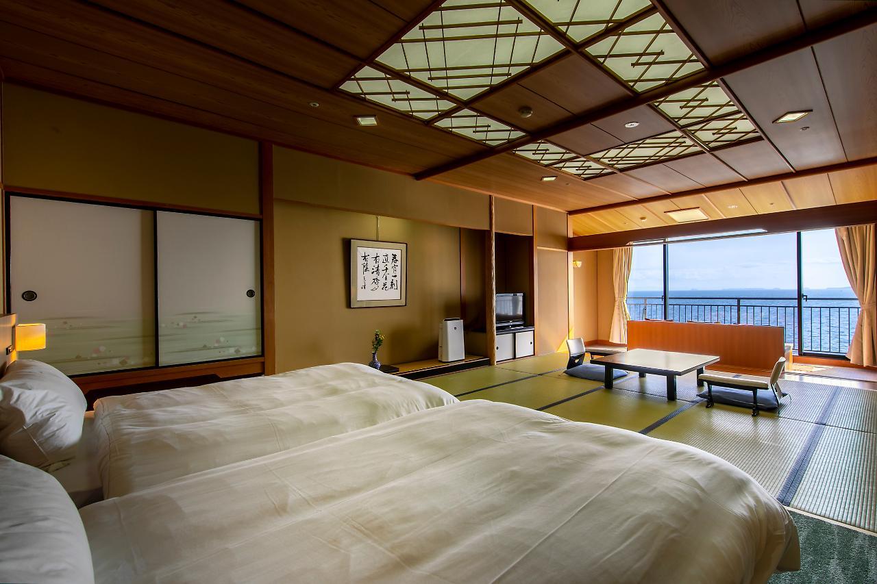 Hotel Tatsuki Gamagori Eksteriør bilde